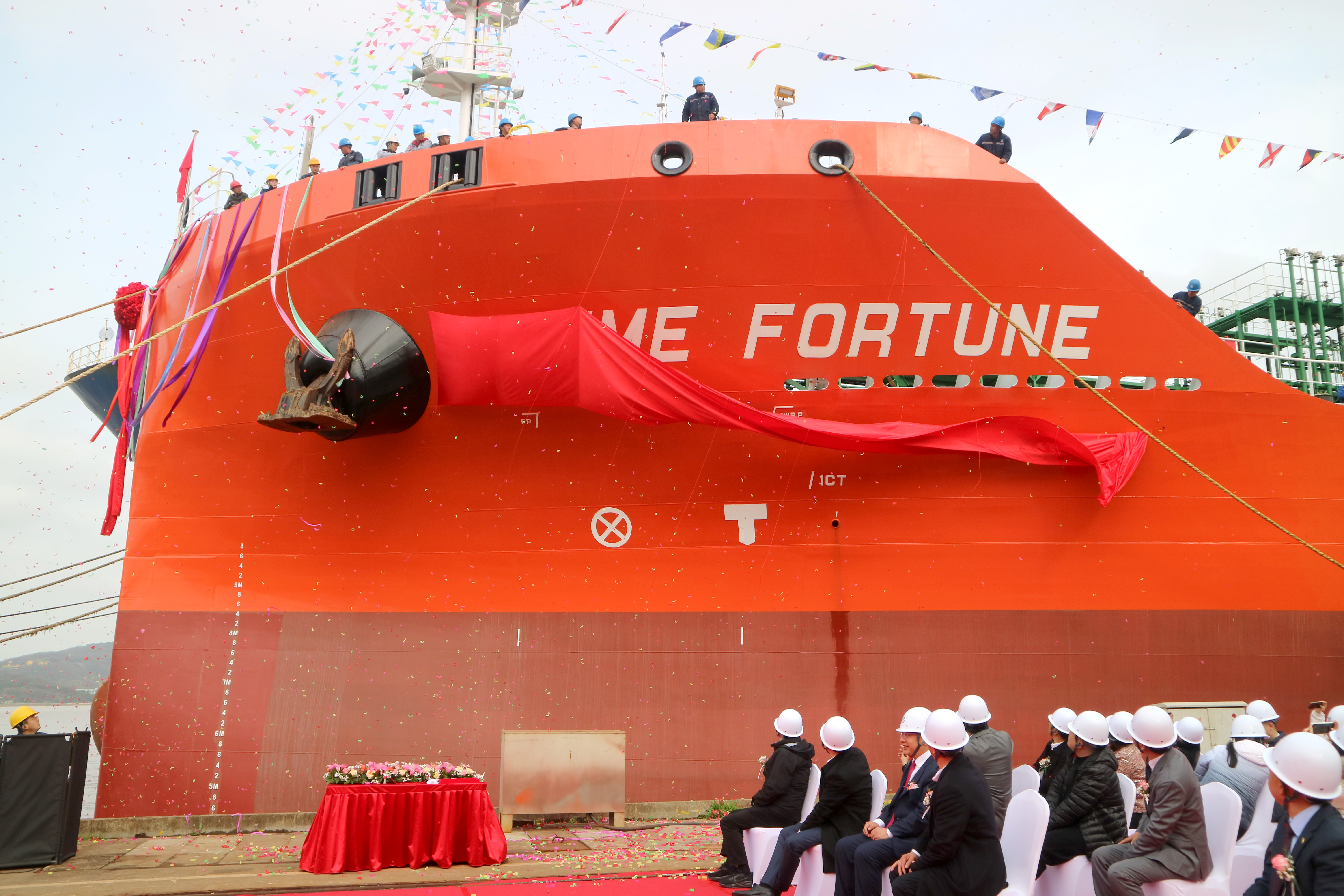 东弘海事圆满完成“PRIME FORTUNE”轮全套混派任务，护航高端化学品船扬帆启航！